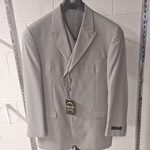 Light Gray Men's Suit